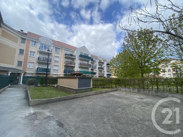 Appartement F2 à louer - 2 pièces - 37.92 m2 - CERGY - 95 - ILE-DE-FRANCE - Century 21 Osmose