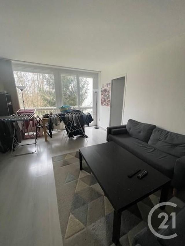 Appartement F6 à vendre - 6 pièces - 106.89 m2 - CERGY - 95 - ILE-DE-FRANCE - Century 21 Osmose